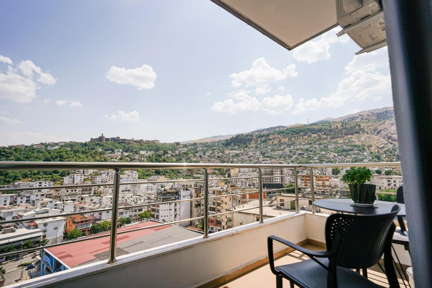 View City Apartments Gjirokastër Dış mekan fotoğraf